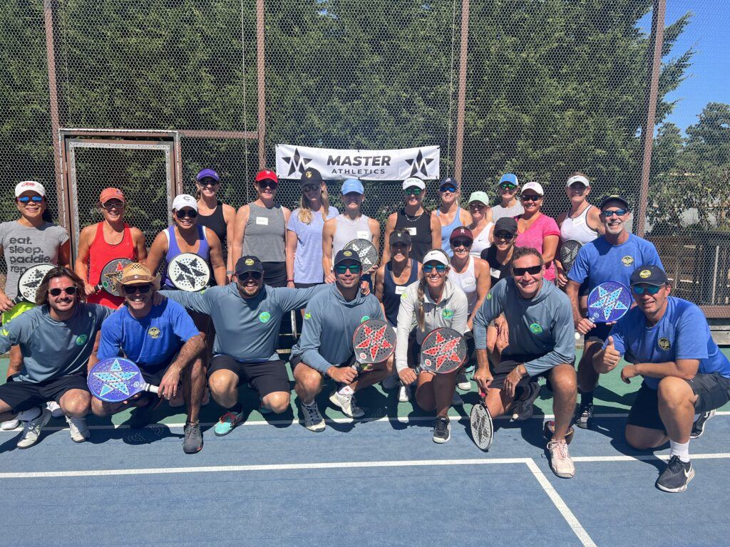 2022 full camp group photo on the courts