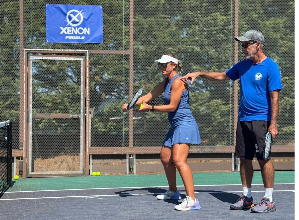 Group gathered courtside